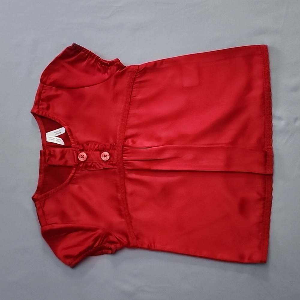 Old Navy red short sleeve blouse. Size: 5T
